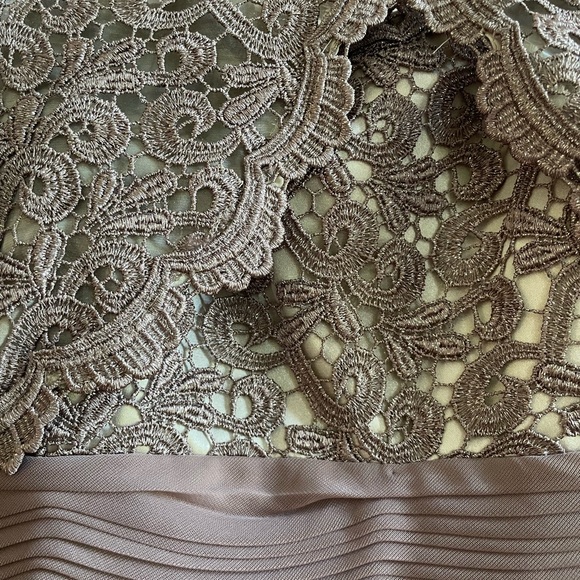 Cachet two-piece women’s gown, lace jacket women’s size 14. Gently used. - Picture 3 of 11